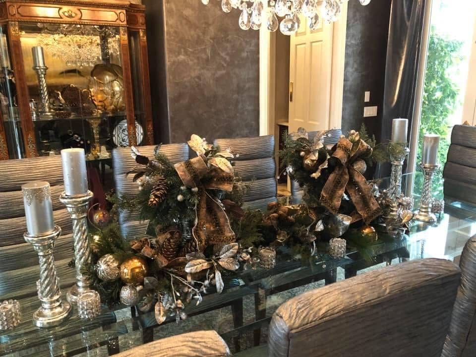 Gold and bronze centerpiece