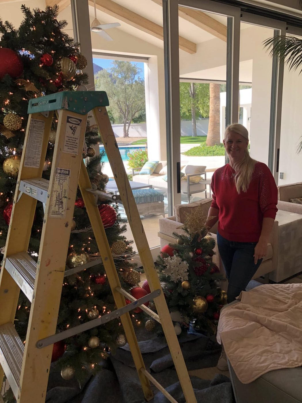 Elves at work